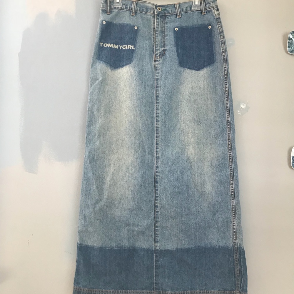 Vintage Tommy Hilfiger faded skirt | tommygirl